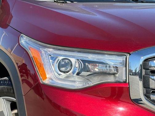 2017 GMC Acadia SLT-2