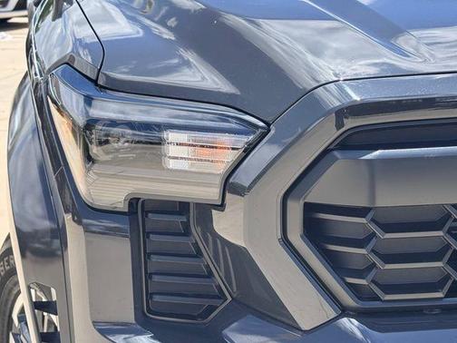 UNDERGROUND 2026 Toyota Tacoma TRD Sport