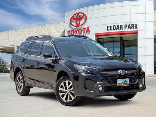 Crystal Black Silica 2025 Subaru Outback Premium