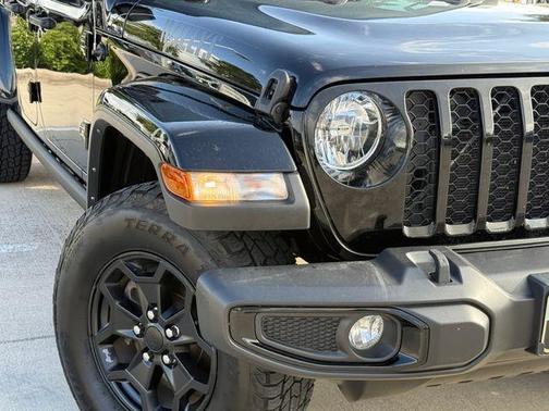 Black Clearcoat 2023 Jeep Gladiator Sport
