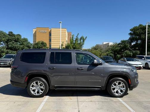 Gray Metallic 2022 Jeep Wagoneer Series I