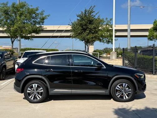 Black 2025 Mercedes-Benz GLA 250 Base