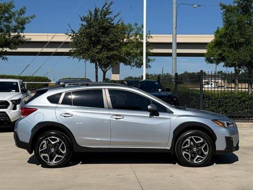 Ice Silver Metallic 2018 Subaru Crosstrek 2.0i Limited
