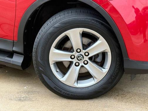Barcelona Red Metallic 2015 Toyota RAV4 XLE