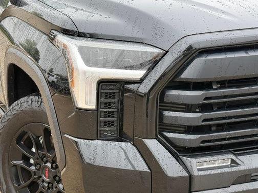 Midnight Black Metallic 2022 Toyota Tundra SR5