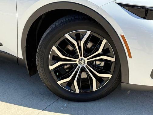 White 2023 Toyota Crown Limited