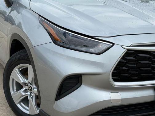 Celestial Silver Metallic 2023 Toyota Highlander L