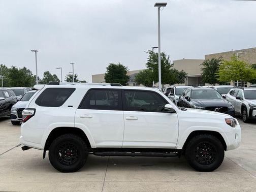 Ice 2023 Toyota 4Runner SR5 Premium