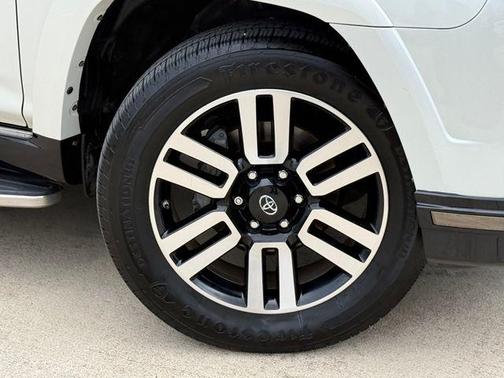 Blizzard Pearl 2019 Toyota 4Runner Limited Nightshade