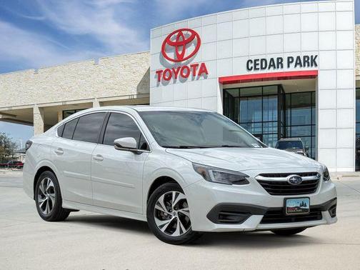 Crystal White Pearl 2020 Subaru Legacy Premium