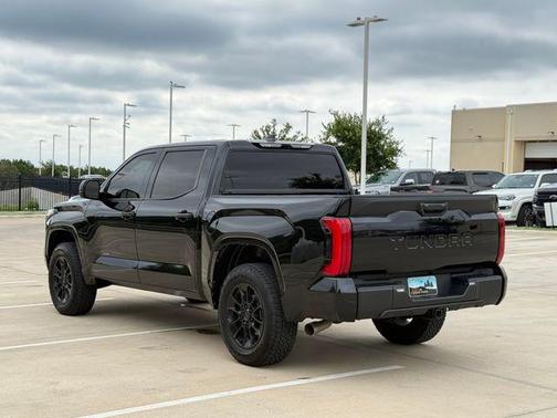 Midnight Black Metallic 2024 Toyota Tundra SR