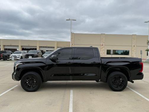Midnight Black Metallic 2024 Toyota Tundra SR
