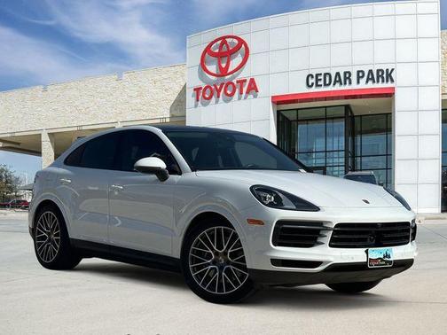 2023 Porsche Cayenne Platinum Edition