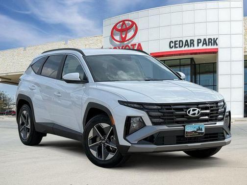White Pearl 2026 Hyundai TUCSON SEL