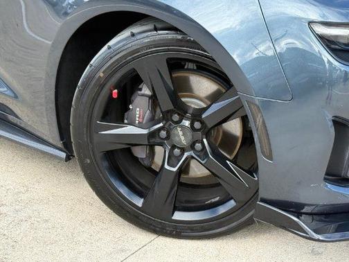 Shadow Gray Metallic 2021 Chevrolet Camaro LT1