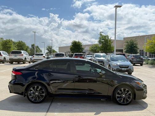 Midnight Black Metallic 2026 Toyota Corolla SE