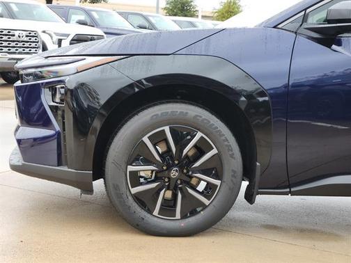 2026 Toyota bZ XLE PLUS