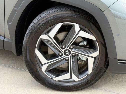 Gray 2022 Hyundai TUCSON Limited