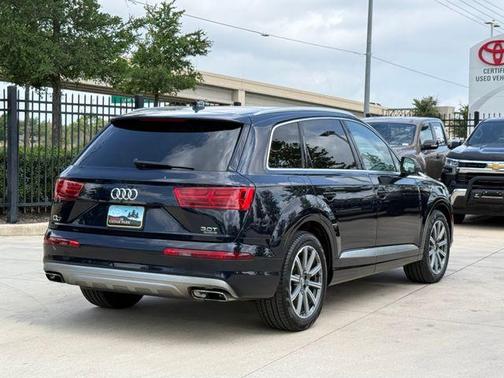 Ink Blue Metallic 2017 Audi Q7 3.0T Prestige