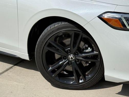 Platinum White Pearl 2025 Honda Civic Si