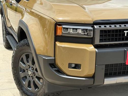 Dust 2026 Toyota Land Cruiser Base