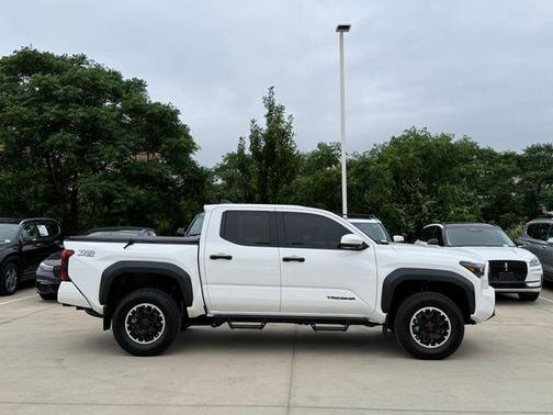 Ice 2024 Toyota Tacoma TRD Off Road