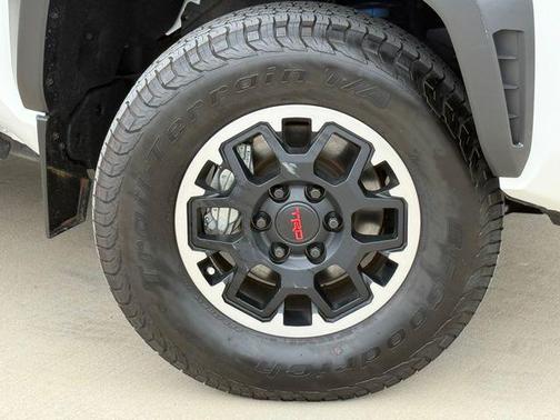 Ice 2024 Toyota Tacoma TRD Off Road