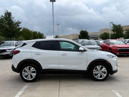 Summit White 2025 Buick Encore GX Preferred