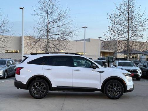 2023 Kia Sorento X-Line SX Prestige