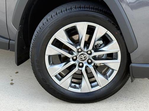 Magnetic Gray Metallic 2025 Toyota RAV4 XLE Premium