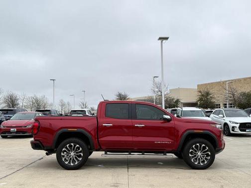 2024 GMC Canyon Denali