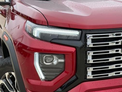 2024 GMC Canyon Denali