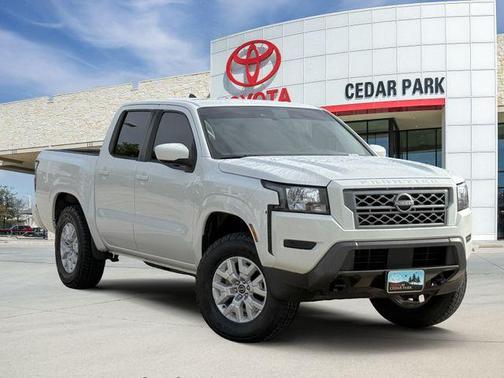 Glacier White 2022 Nissan Frontier SV