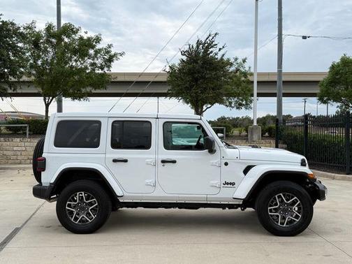 Bright White Clearcoat 2025 Jeep Wrangler Sahara