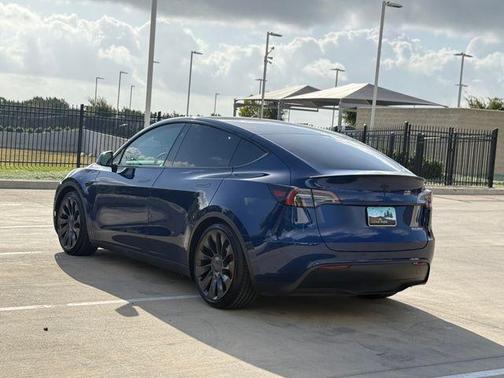 Blue 2023 Tesla Model Y Performance