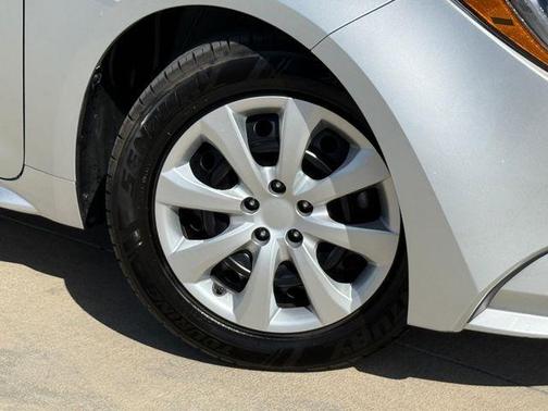 Classic Silver Metallic 2024 Toyota Corolla LE