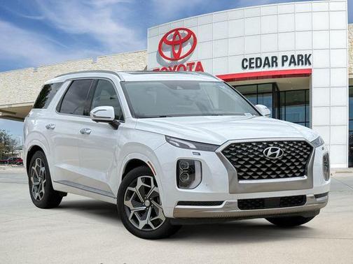 White 2022 Hyundai PALISADE Calligraphy