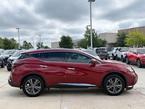 Red 2019 Nissan Murano Platinum