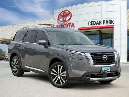 Gun Metallic 2025 Nissan Pathfinder Platinum