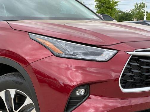 Ruby 2026 Toyota Highlander XLE