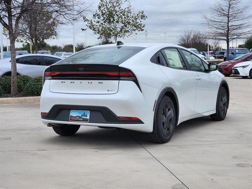 2026 Toyota Prius LE