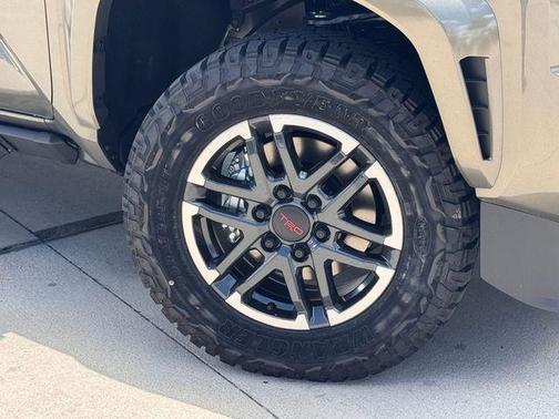 Bronze 2026 Toyota Tacoma TRD Sport