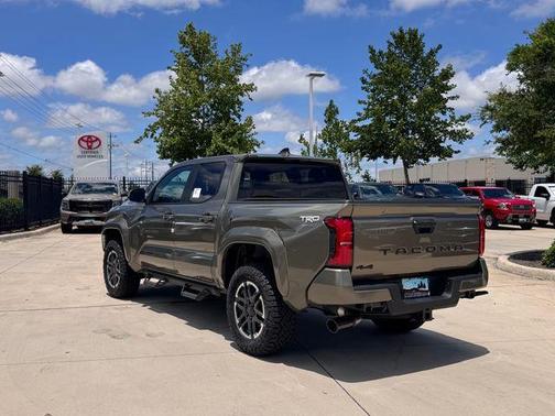 Bronze 2026 Toyota Tacoma TRD Sport