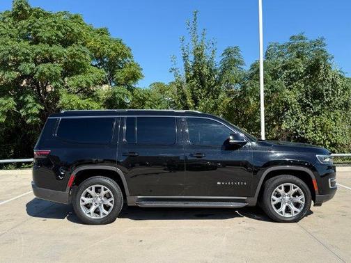 Diamond Black 2022 Jeep Wagoneer Series II
