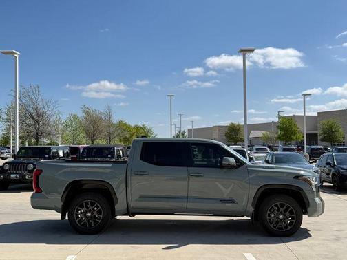 Lunar 2026 Toyota Tundra Hybrid Platinum