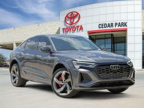 Daytona Gray Pearl Effect 2024 Audi SQ8 e-tron Premium Plus