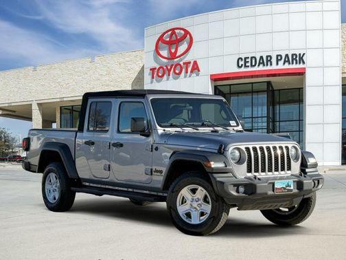 2020 Jeep Gladiator Sport