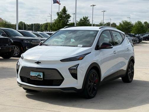 Summit White 2023 Chevrolet Bolt EUV LT