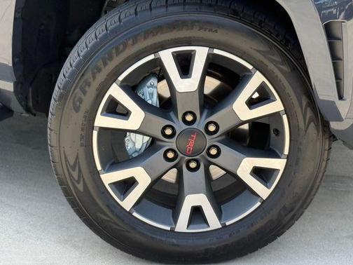 UNDERGROUND 2025 Toyota 4Runner TRD Sport