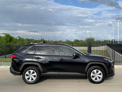 Midnight Black Metallic 2019 Toyota RAV4 LE